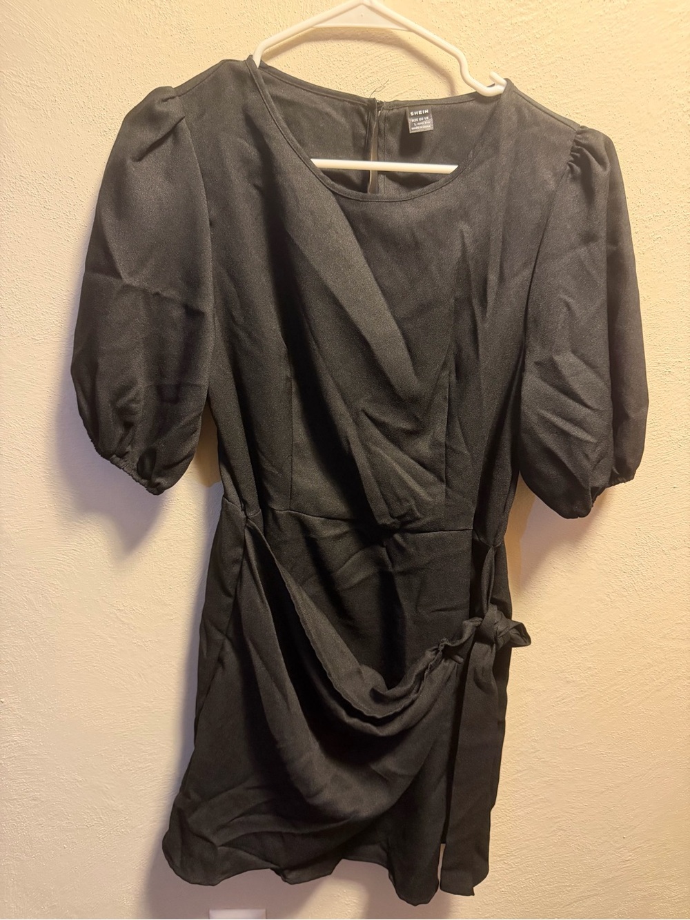 SHEIN Black Mini Dress with Puff Sleeves and Draped Wrap
